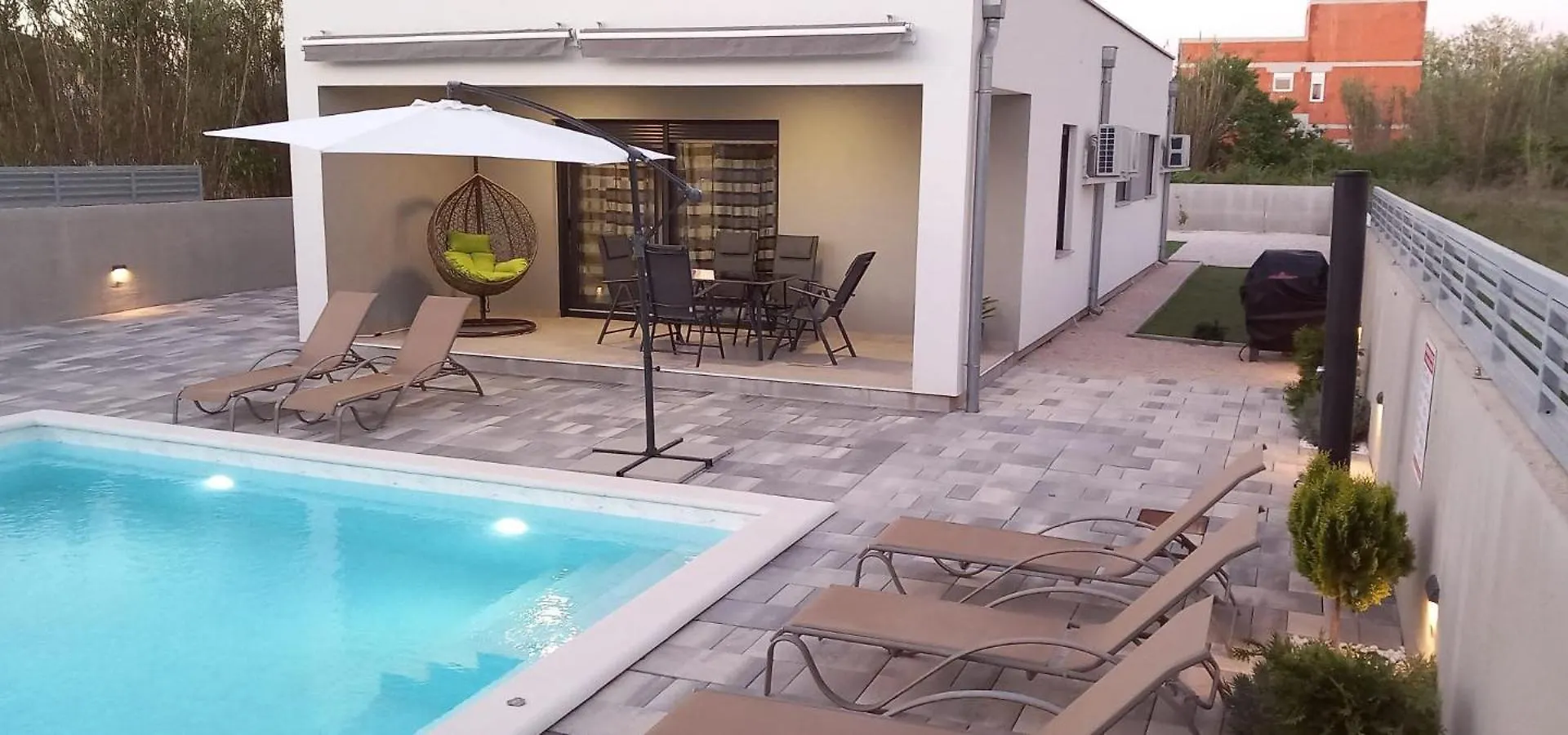Seaside Family Friendly House With A Swimming Pool Privlaka, Zadar - 23159 빌라 크로아티아